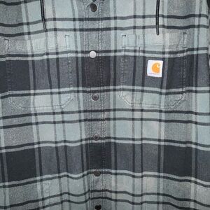 Carhartt Men's Flannell hooded shirt/jacket.